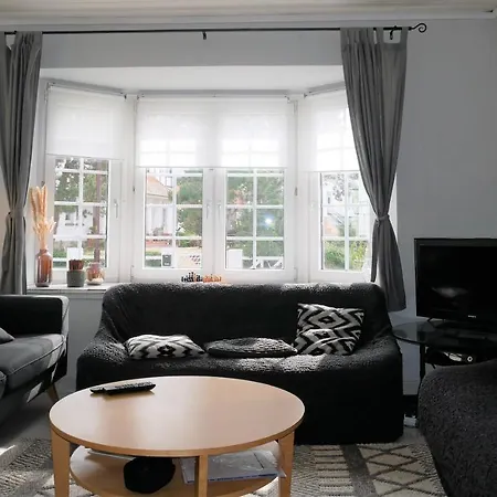 Regina 2 Apartment De Haan